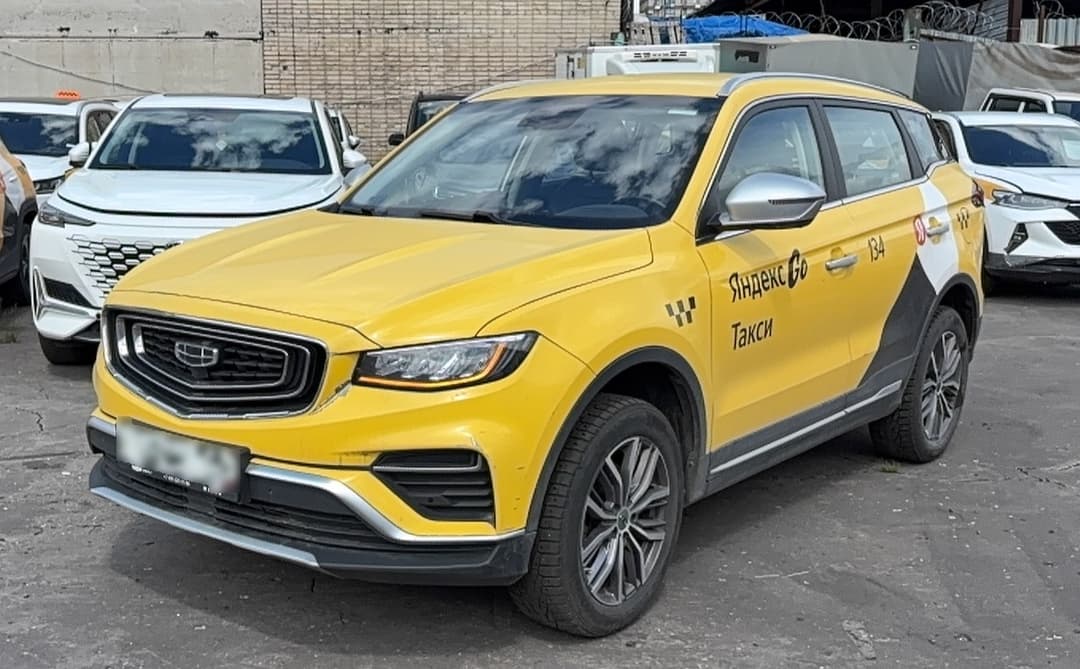 Geely Atlas Pro - 1