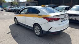 Hyundai Solaris - 4