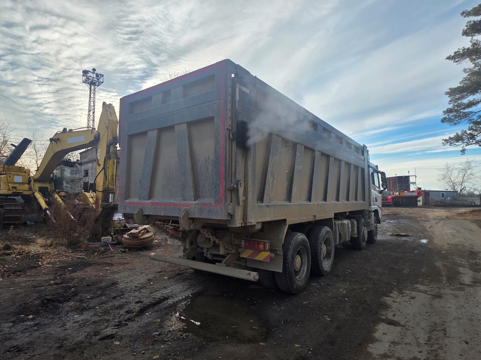 Shacman (Shaanxi) SX* 8x4 Самосвал - 3