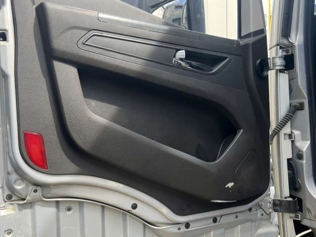 Hongyan 908 6x4 Седельный тягач - 7