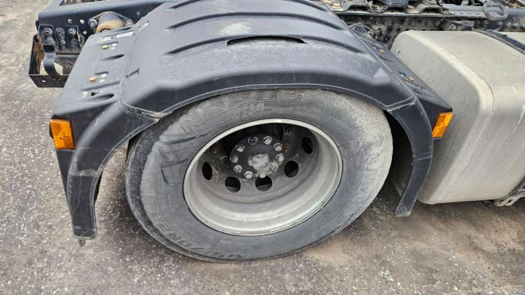Камаз 54901 4x2 Седельный тягач - 9