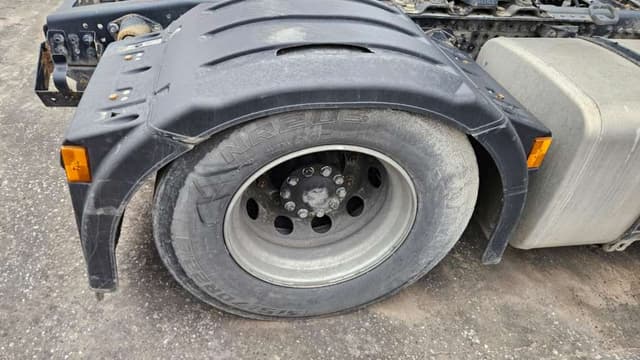 Камаз 54901 4x2 Седельный тягач - 9