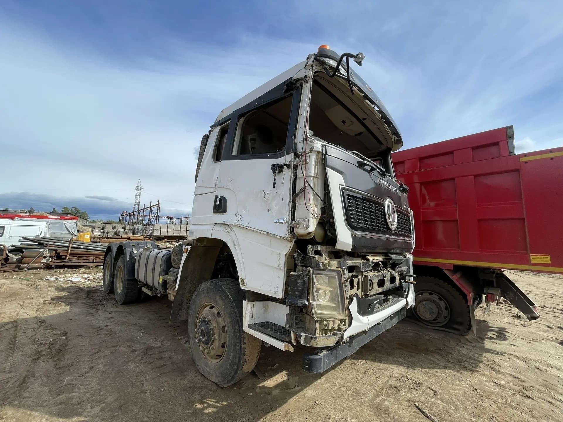 Shacman (Shaanxi) SX* 6x6 Седельный тягач - 2