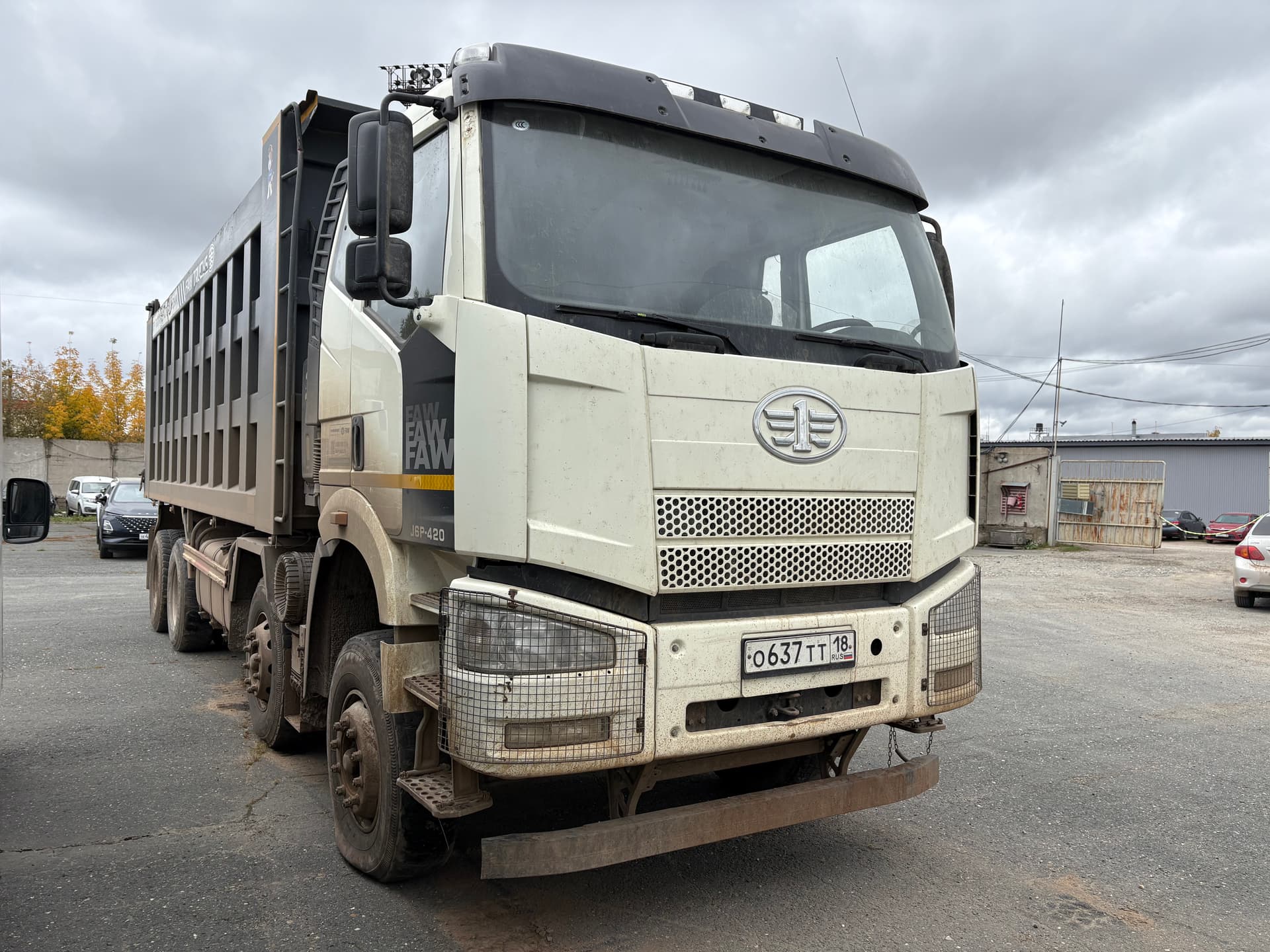 FAW J6 8x4 Самосвал - 2