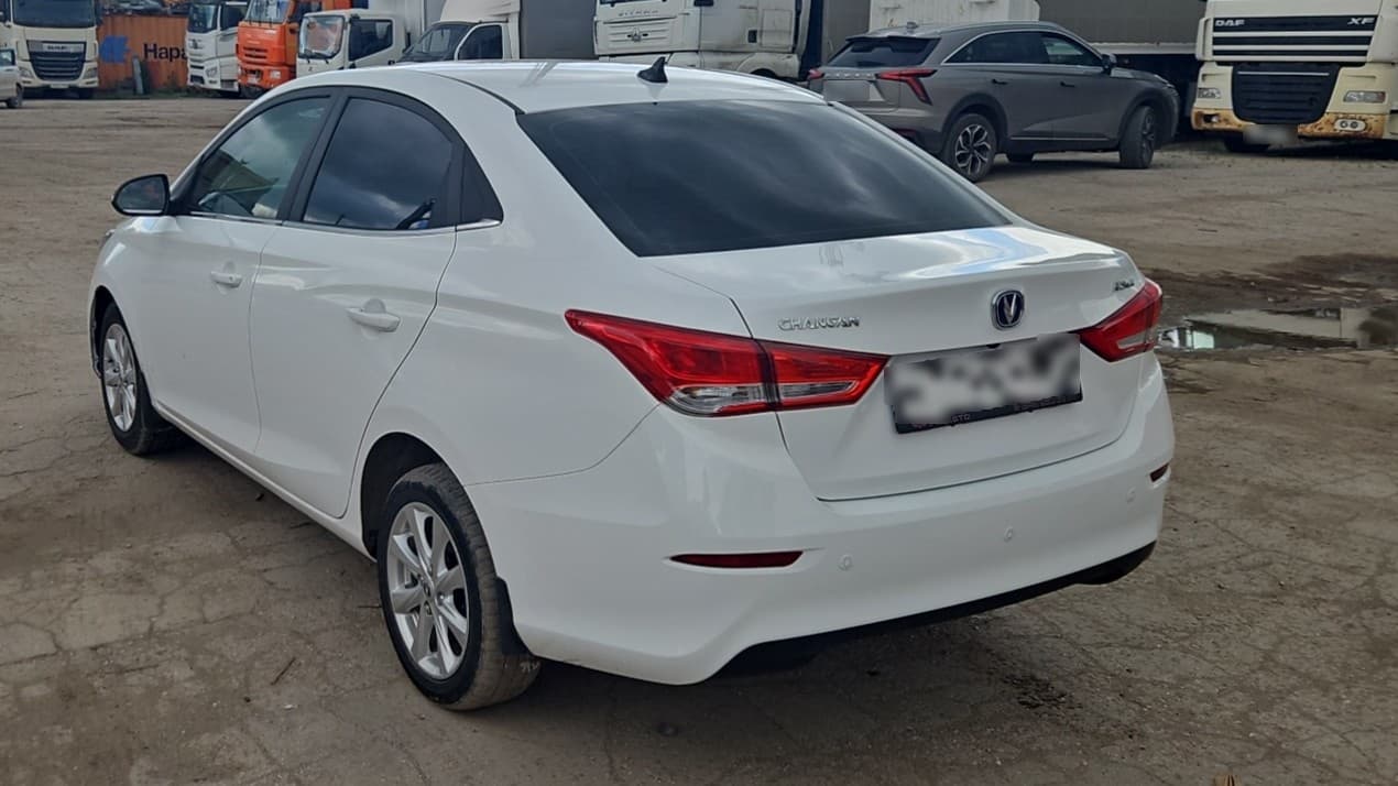 Changan Alsvin - 4