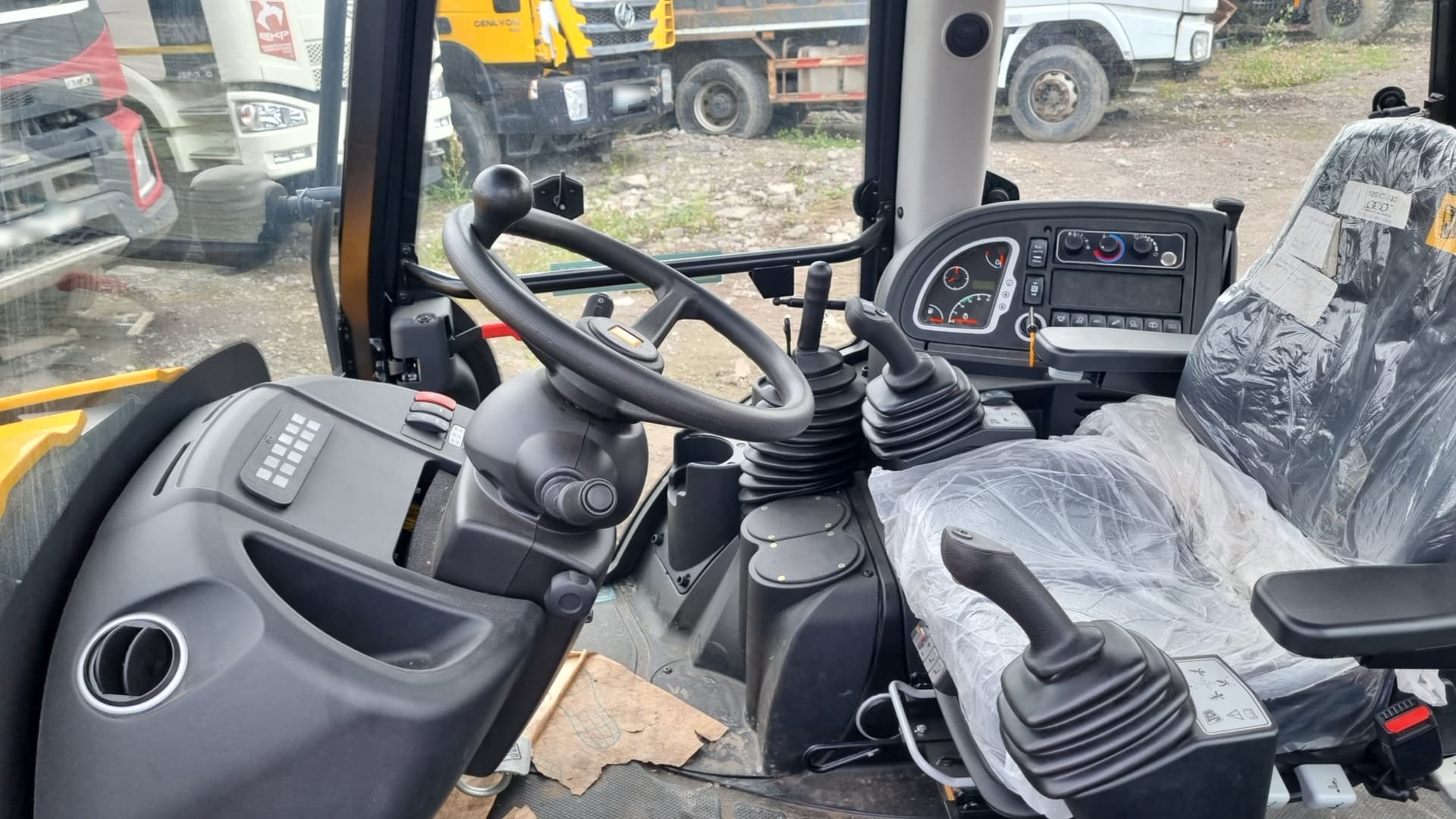 JCB 4CX Экскаватор-погрузчик - 5