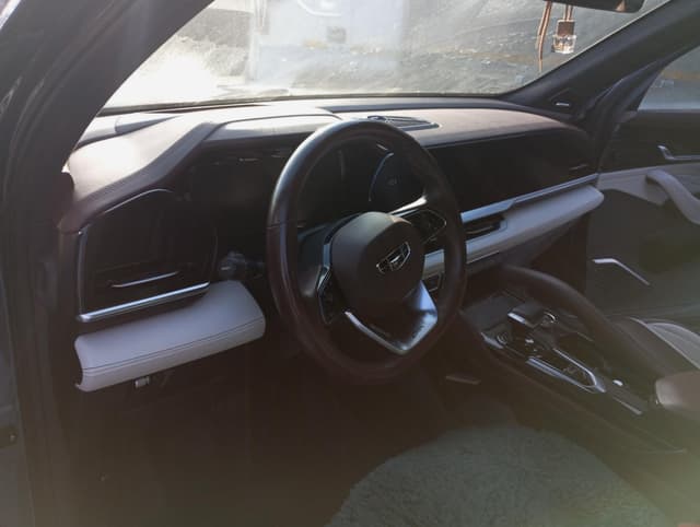 Geely Monjaro - 6