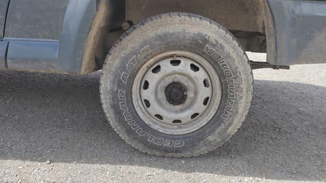 UAZ Pickup - 9
