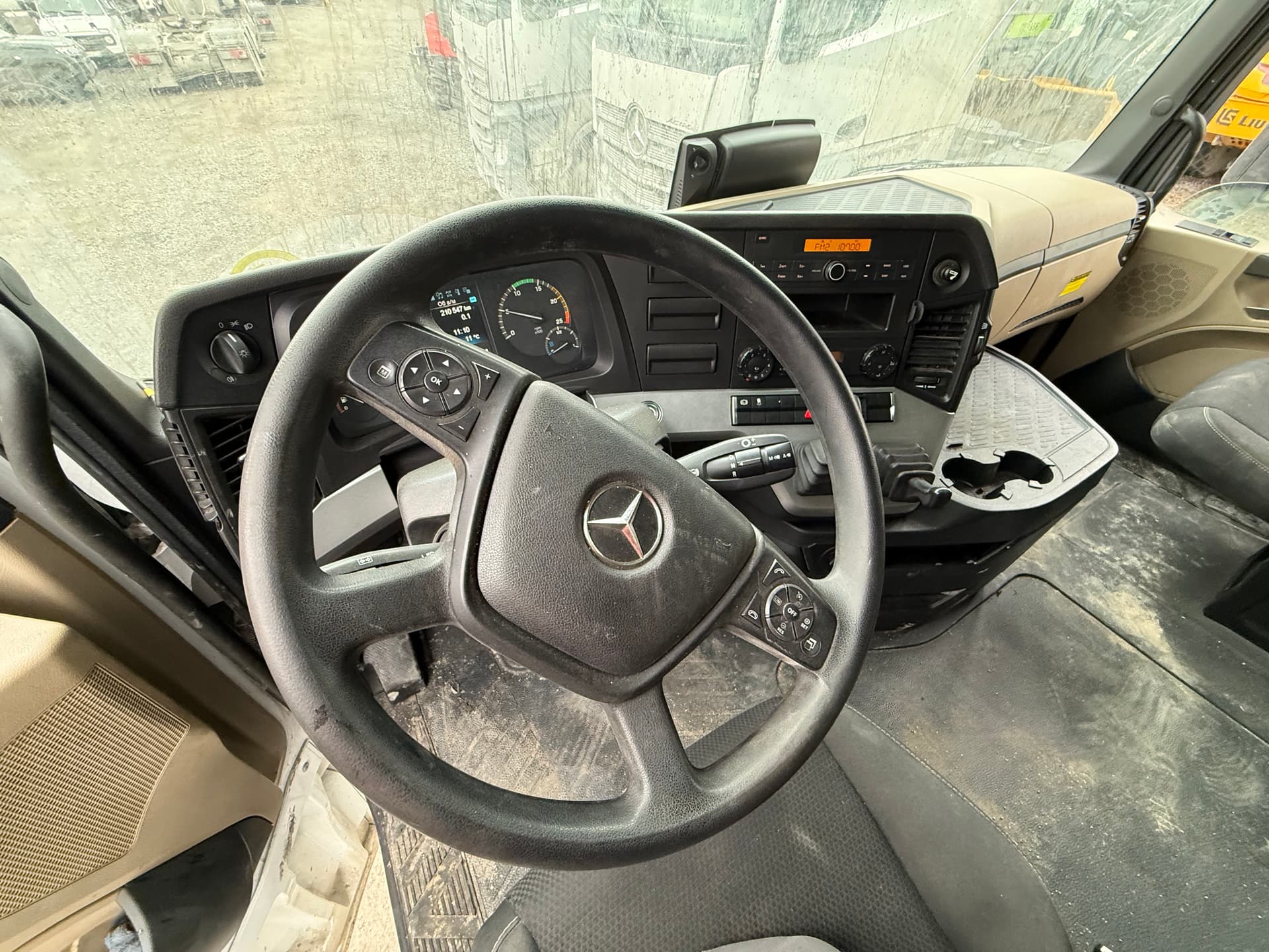 Mercedes-Benz Actros 6x4 Седельный тягач - 5