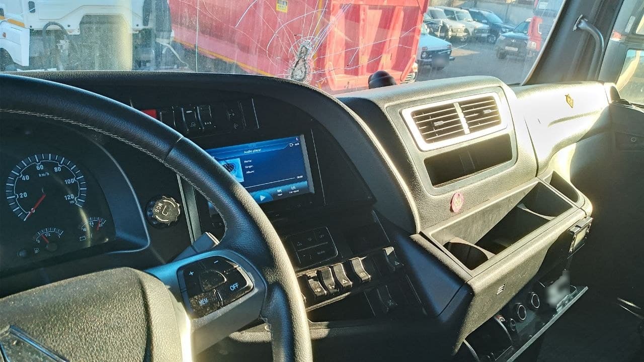 Sitrak C7H 4x2 Седельный тягач - 5