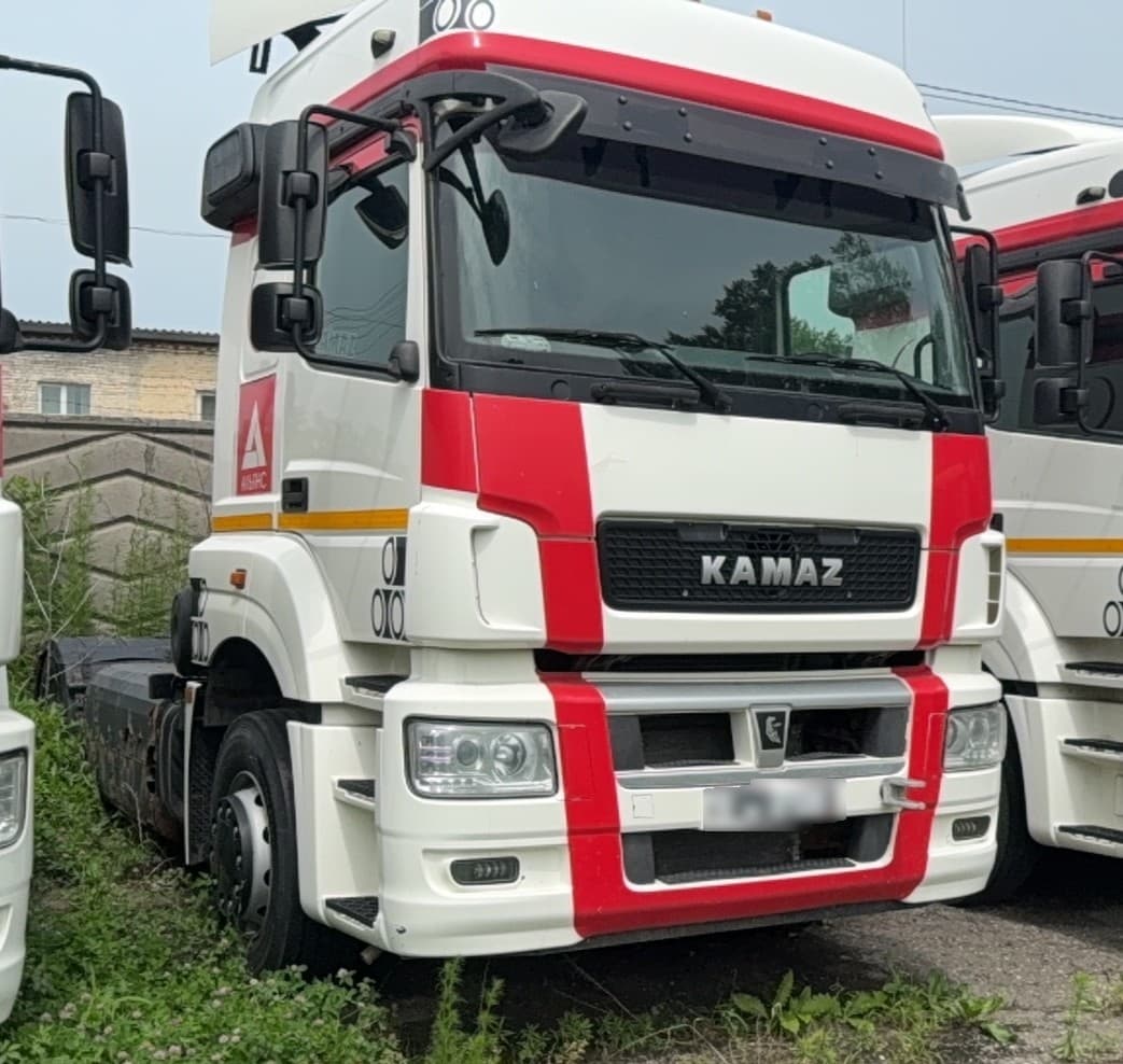 Камаз 5490 4x2 Седельный тягач - 2