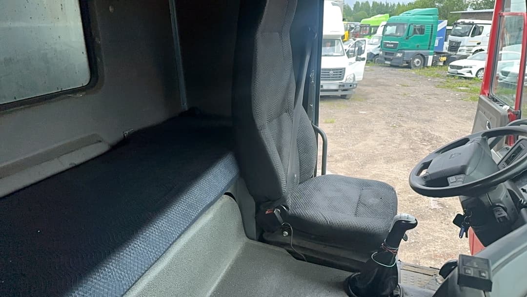 Howo ZZ* 6x4 Самосвал - 9