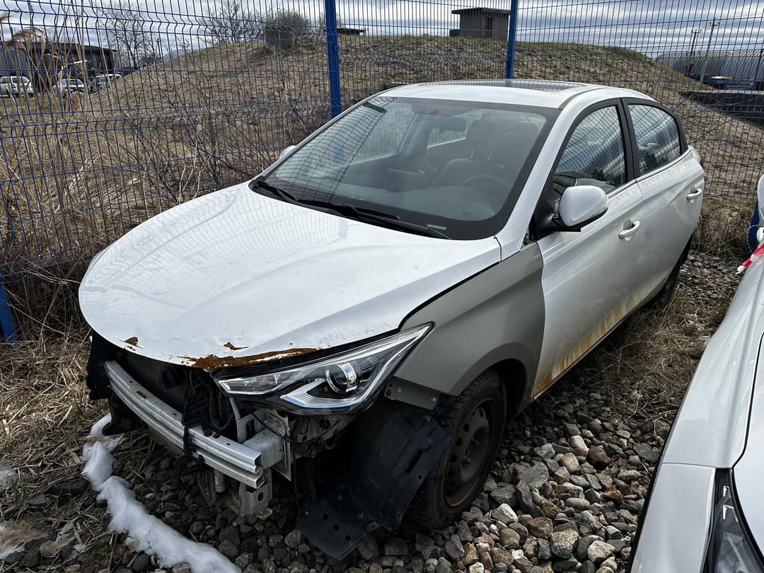 Changan Alsvin - 1