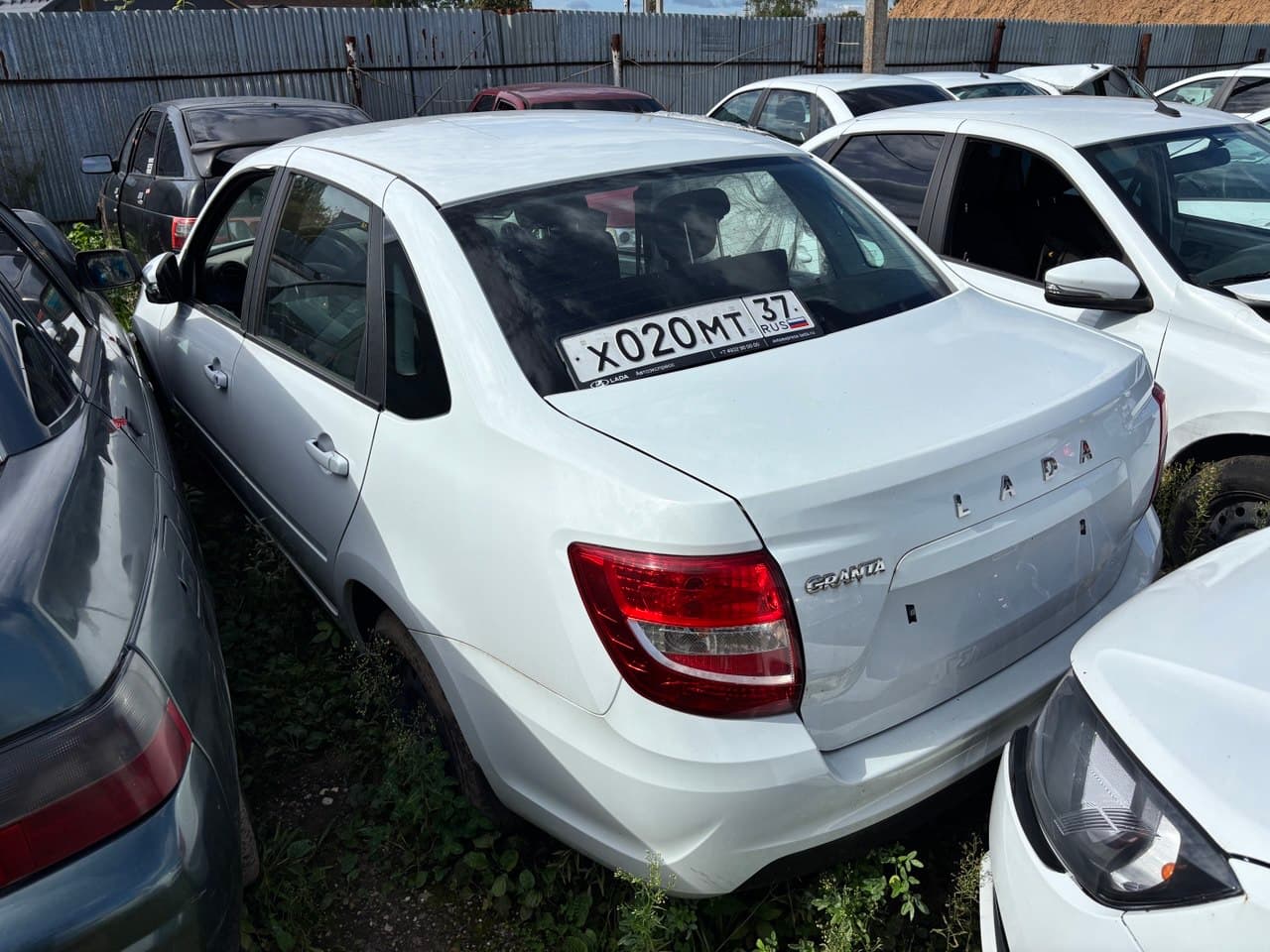 Lada Granta седан - 4