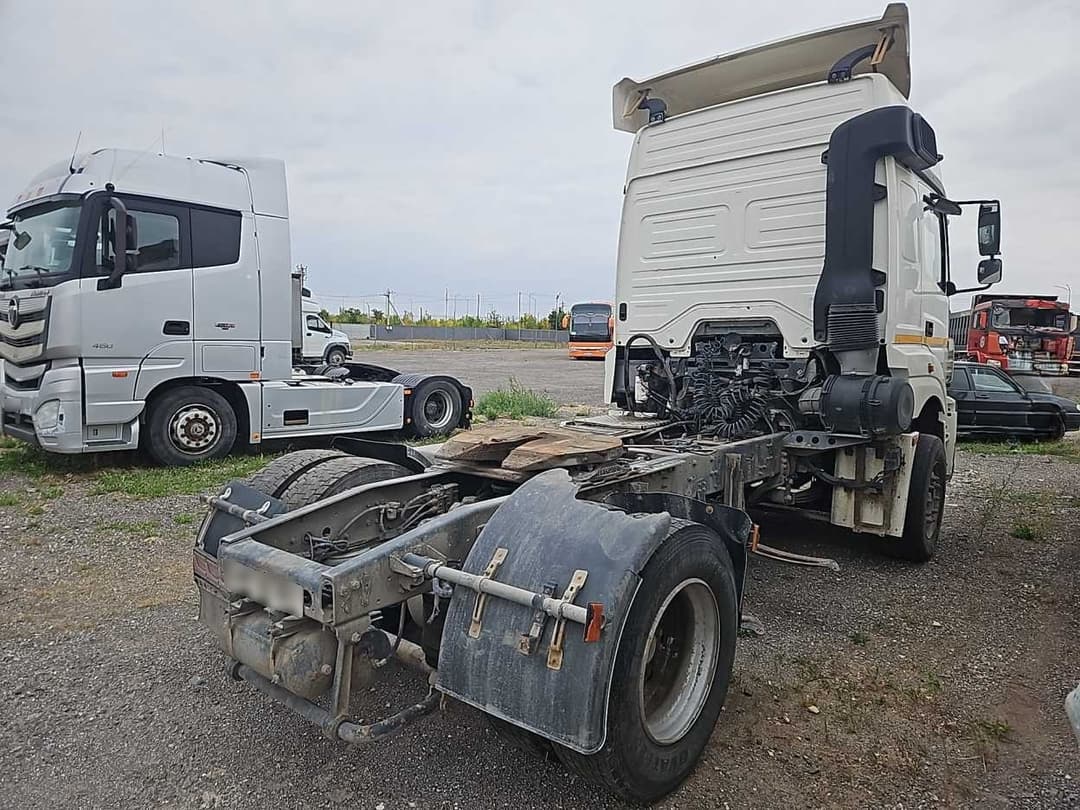 Камаз 5490 4x2 Седельный тягач - 3