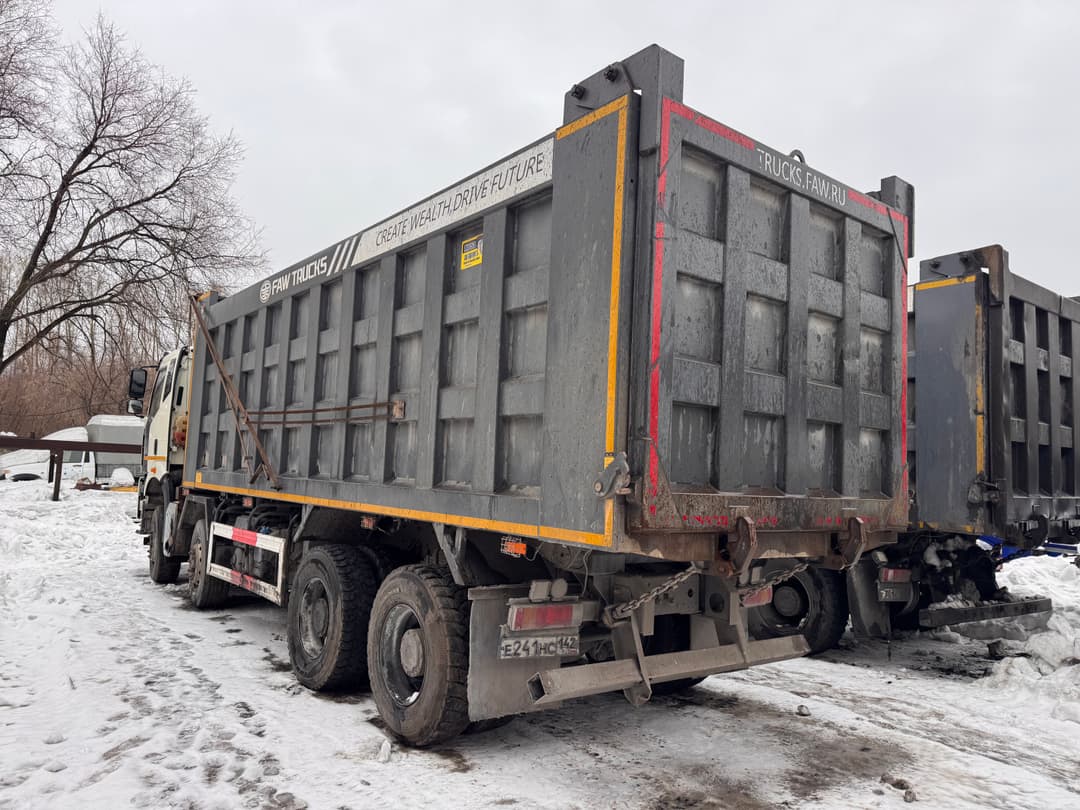 FAW J6 8x4 Самосвал - 4