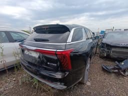 Hongqi E-HS9 - 3