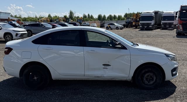 Lada Vesta седан - 3