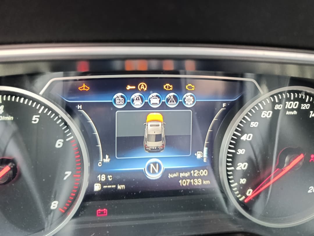 Hongqi H5 - 7