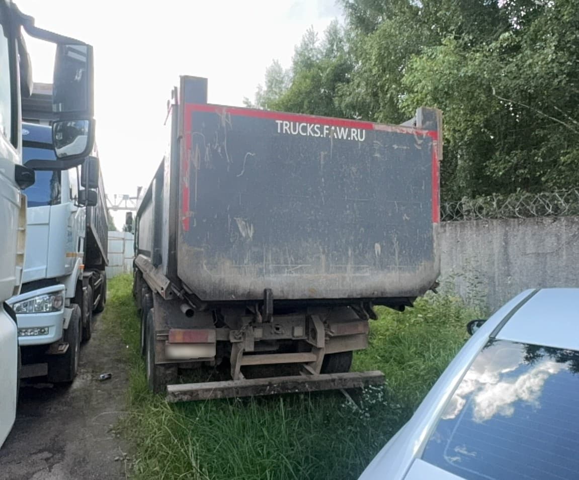 FAW CA 3310 8x4 Самосвал - 4