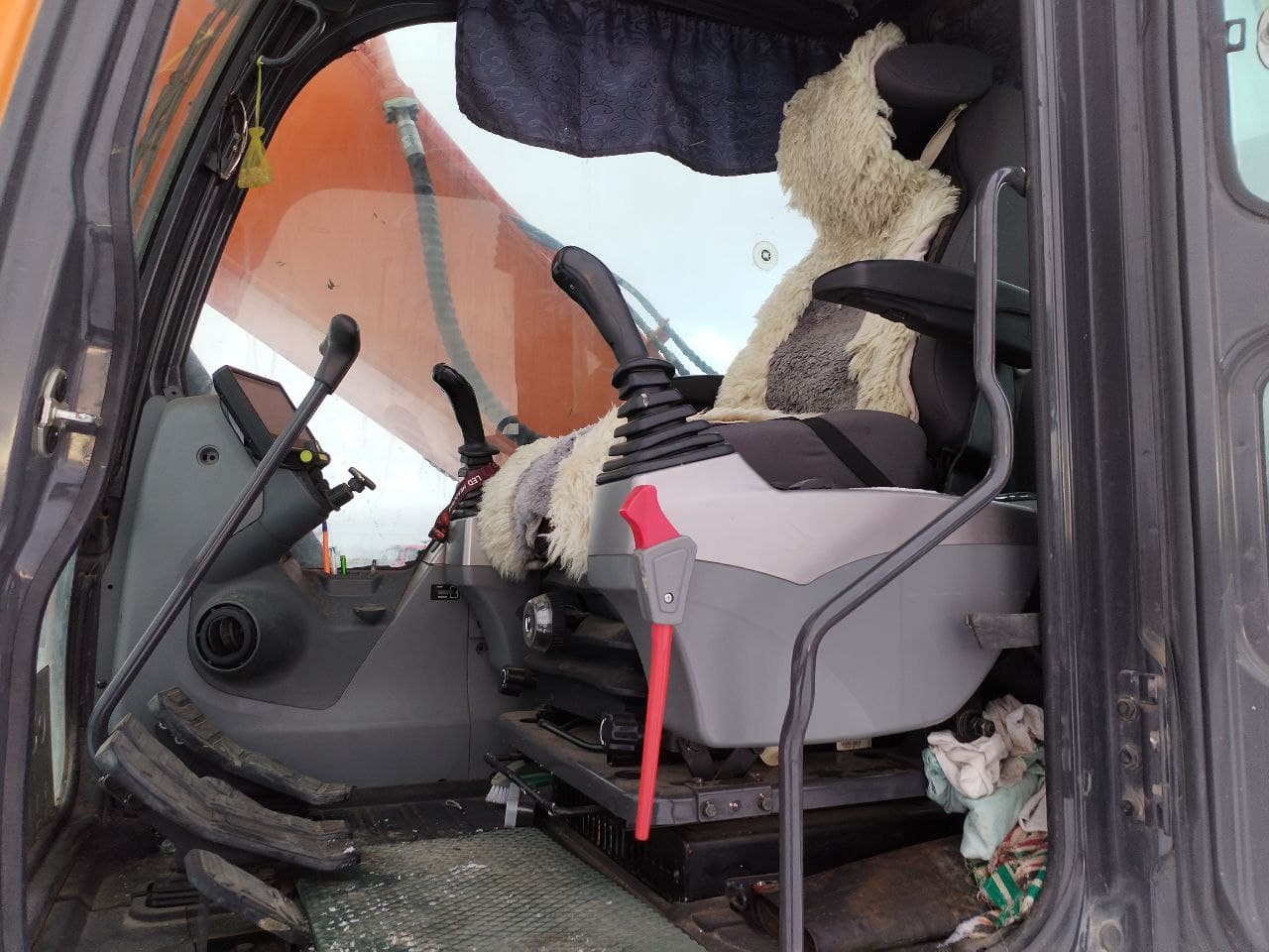 Doosan DX200 Экскаватор - 5