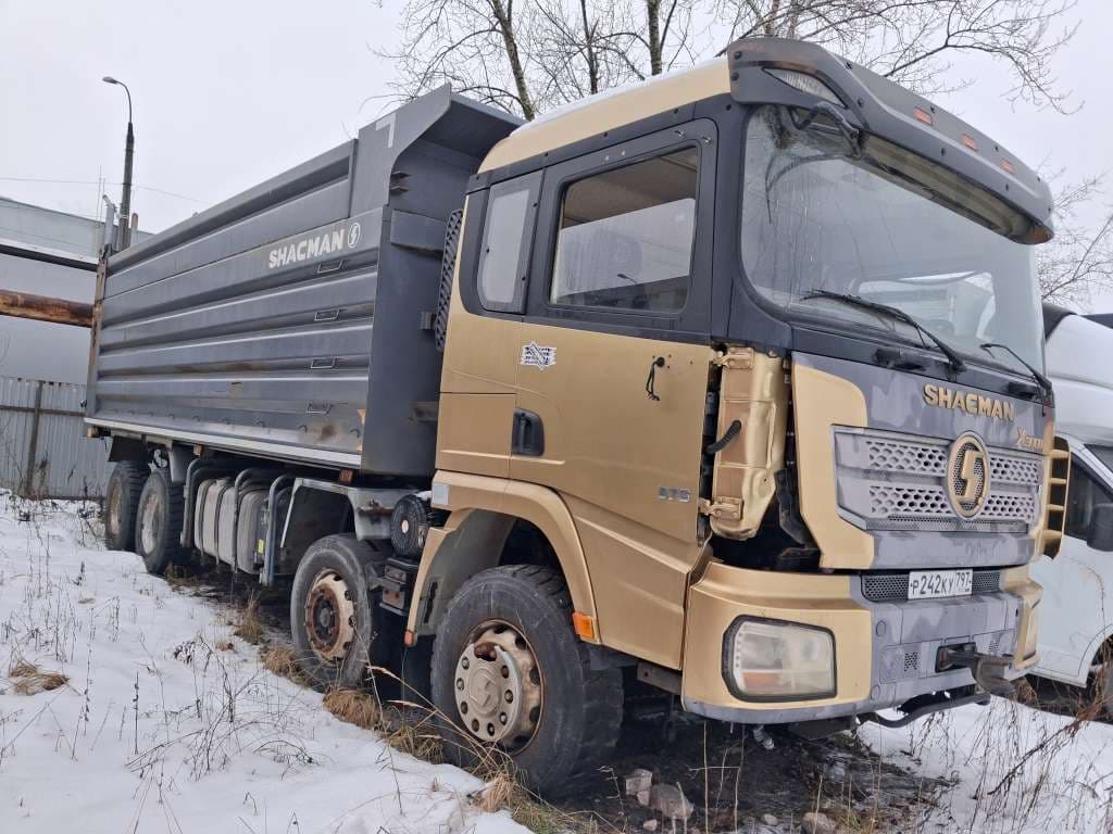 Shacman (Shaanxi) SX33186T366 8x4 - 2