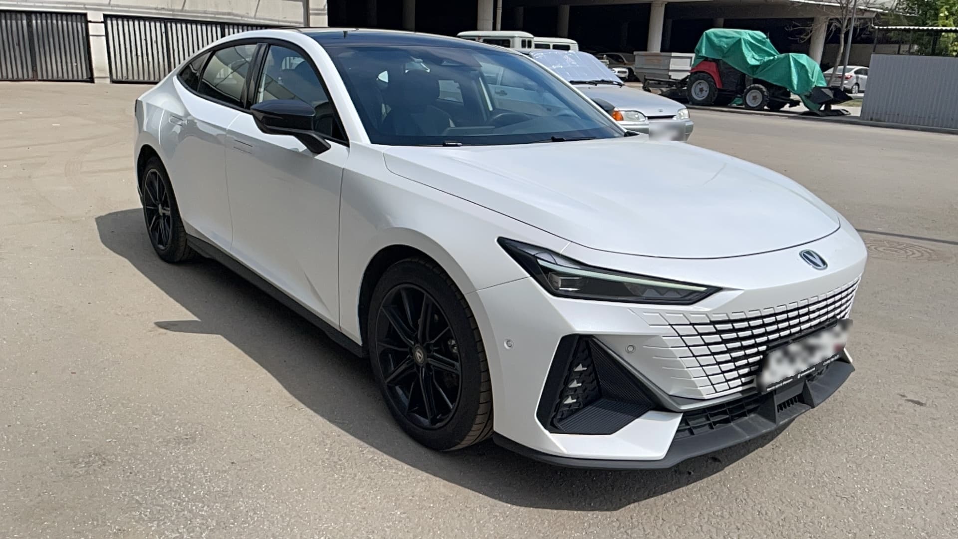 Changan UNI-V - 2