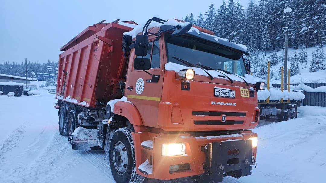 Ряжский Авторемонтный Завод МК-4534 на шасси КамАЗ 6520 6x4 КДМ - 2