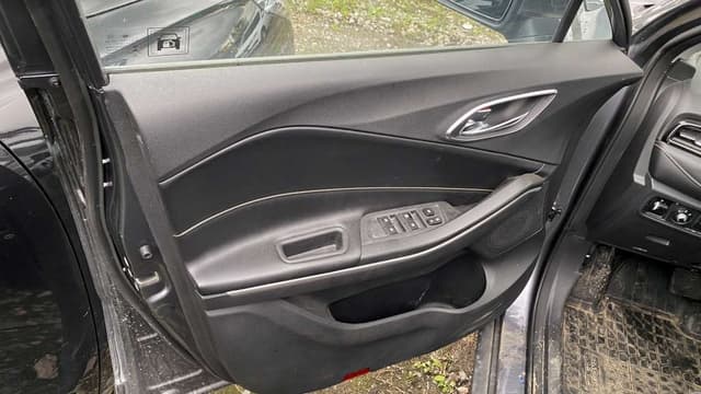 Jac JS4 - 8