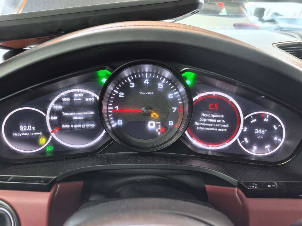 Porsche Cayenne - 7