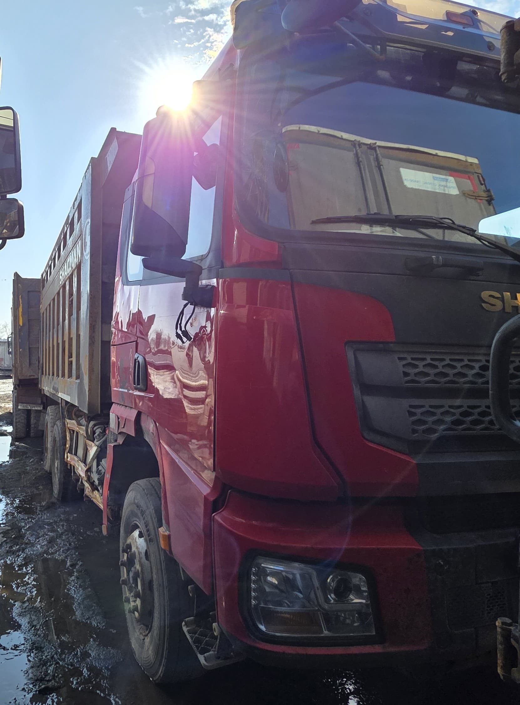 Shacman (Shaanxi) SX* 6x4 Самосвал - 2