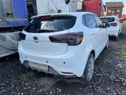 KIA Rio - 3