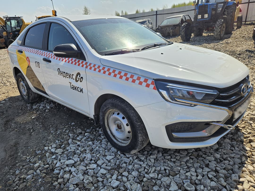 Lada Vesta седан - 2