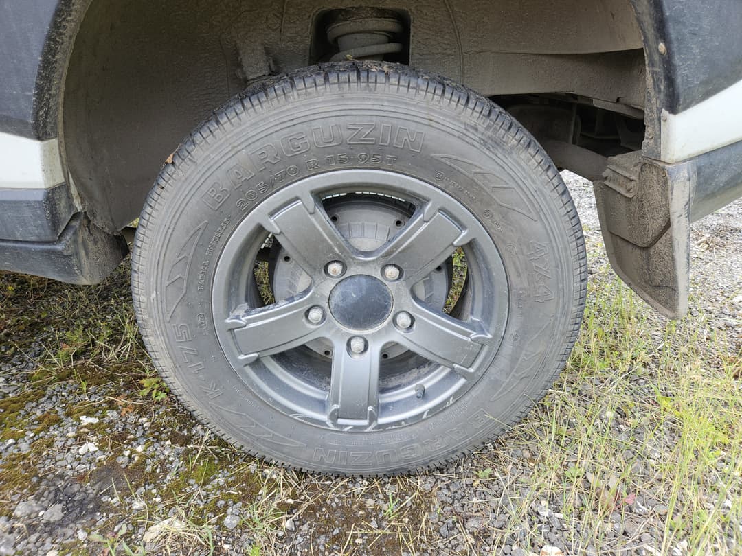 Lada Niva Travel - 10