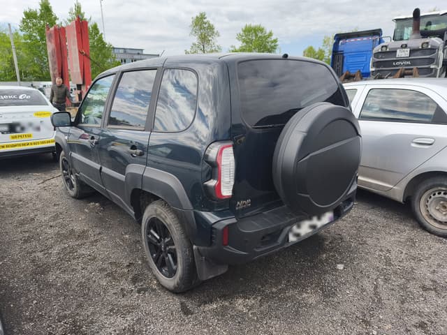Lada Niva Travel - 3