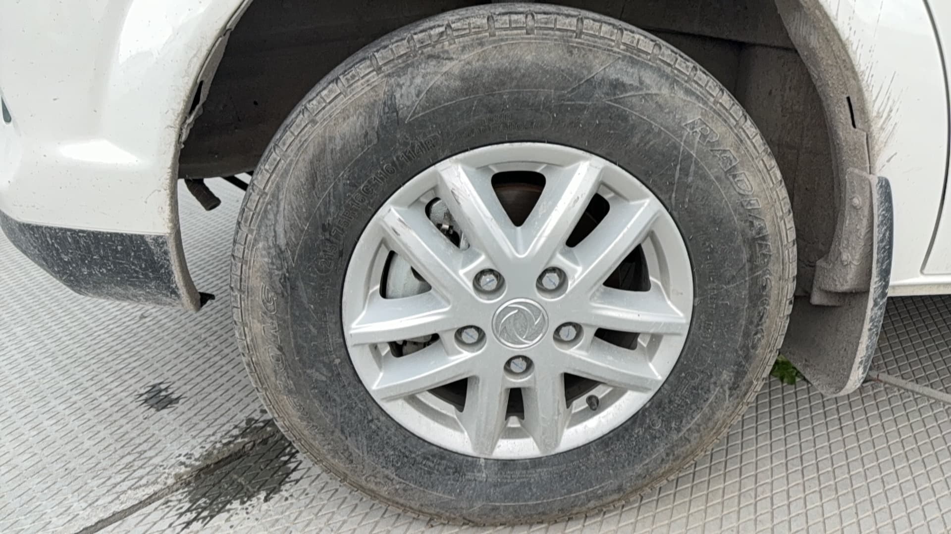 Dongfeng K33* Цельнометаллический - 10