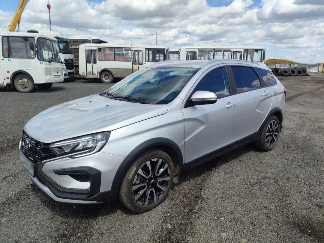 Lada Vesta SW Cross - 1
