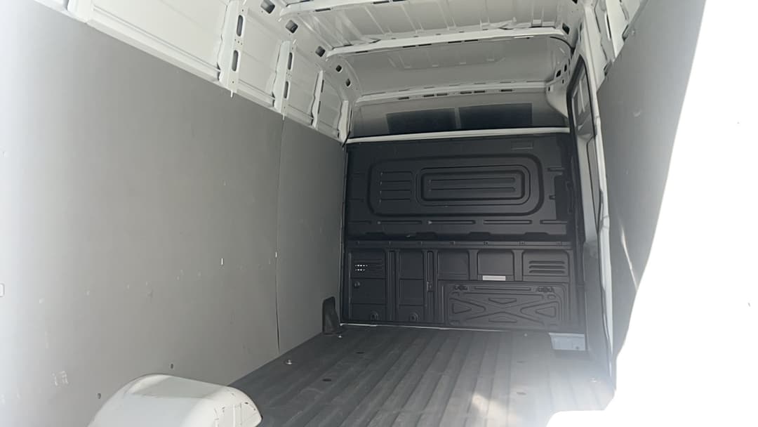 GAZ GAZELLE NEXT 4,6 4x2 Цельнометаллический - 9