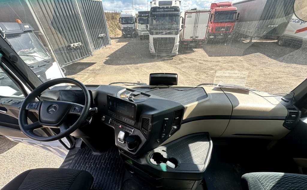 Mercedes-Benz Actros 4x2 Седельный тягач - 5
