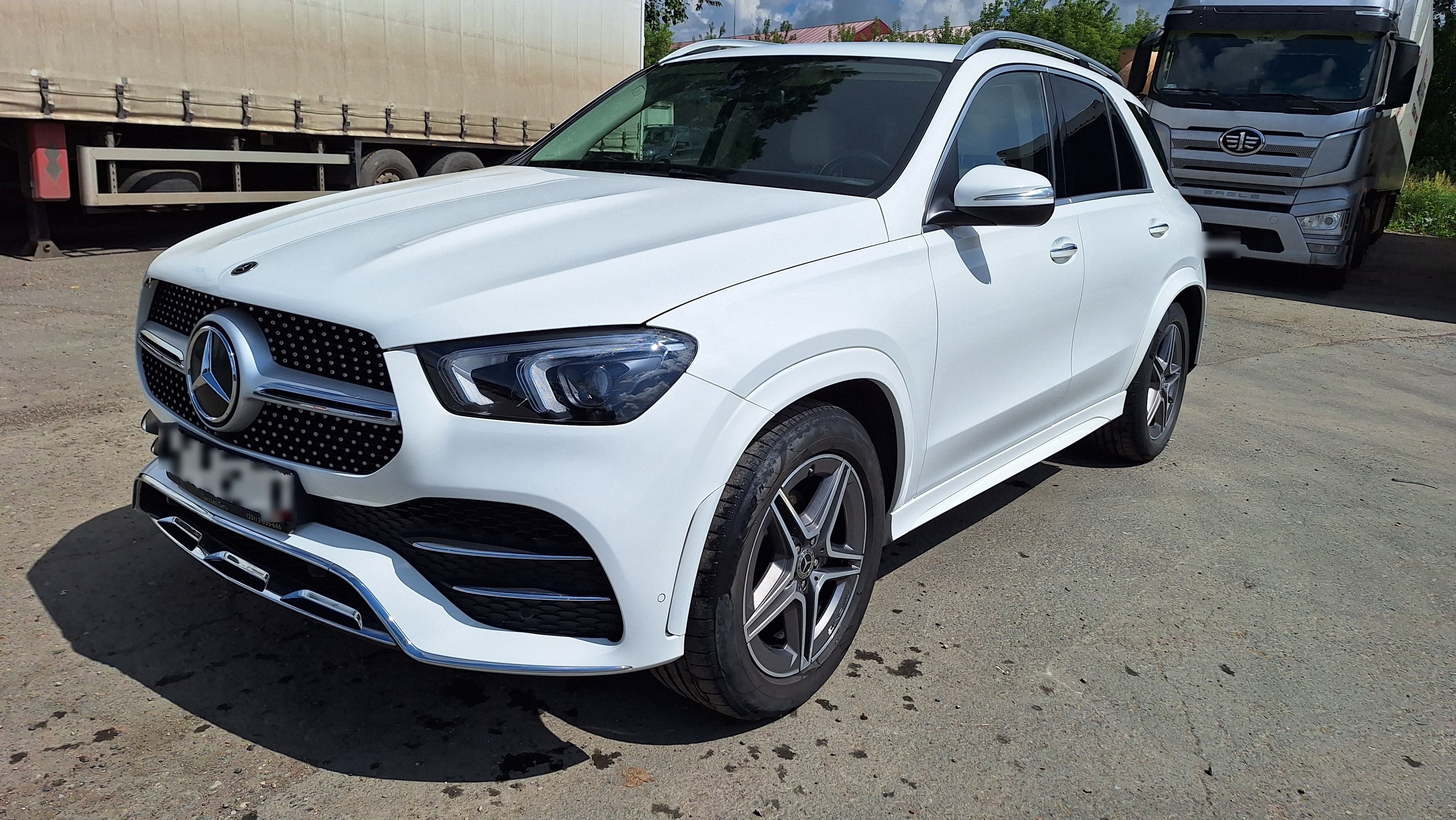 Mercedes-Benz GLE - 1