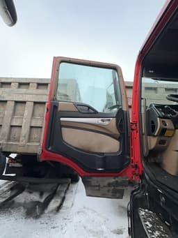 Howo ZZ* 8x4 Самосвал - 8
