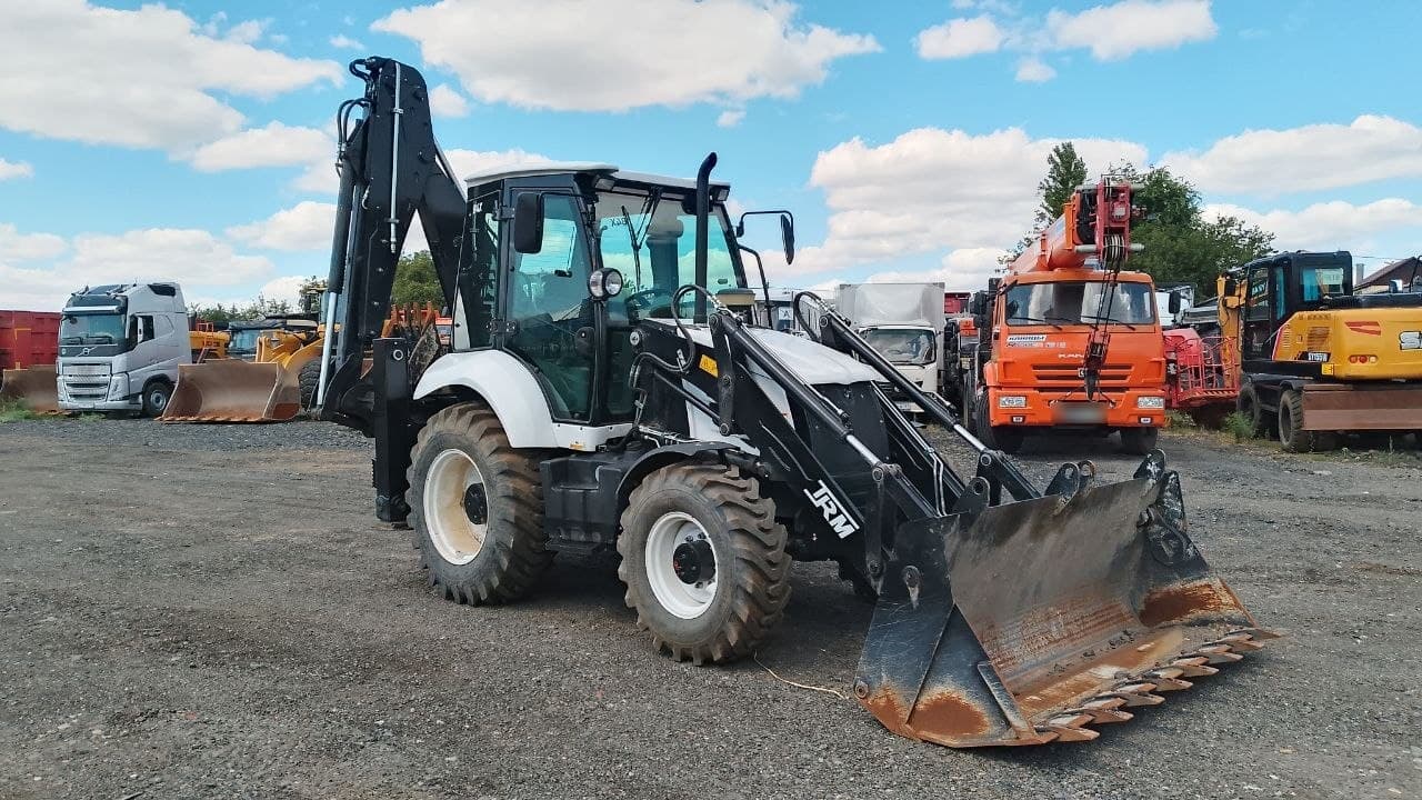 Trm B4X Экскаватор-погрузчик - 2