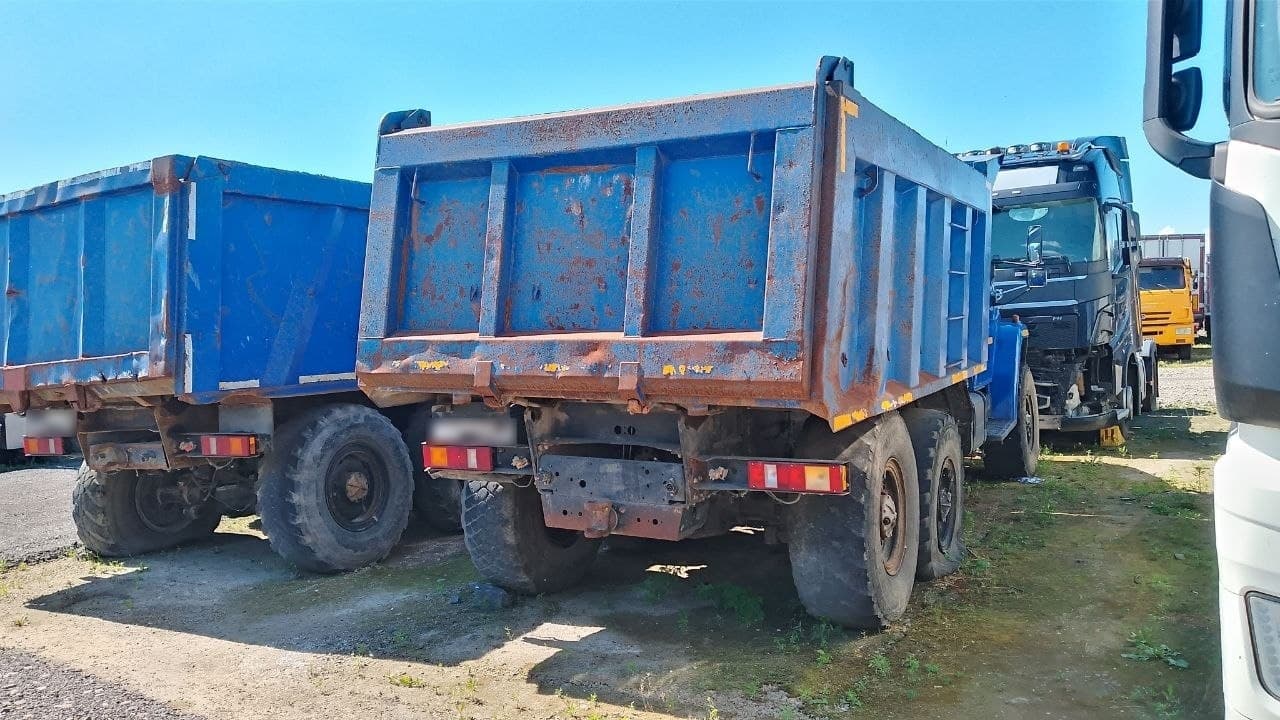 Ural 55571 6x6 Самосвал - 3
