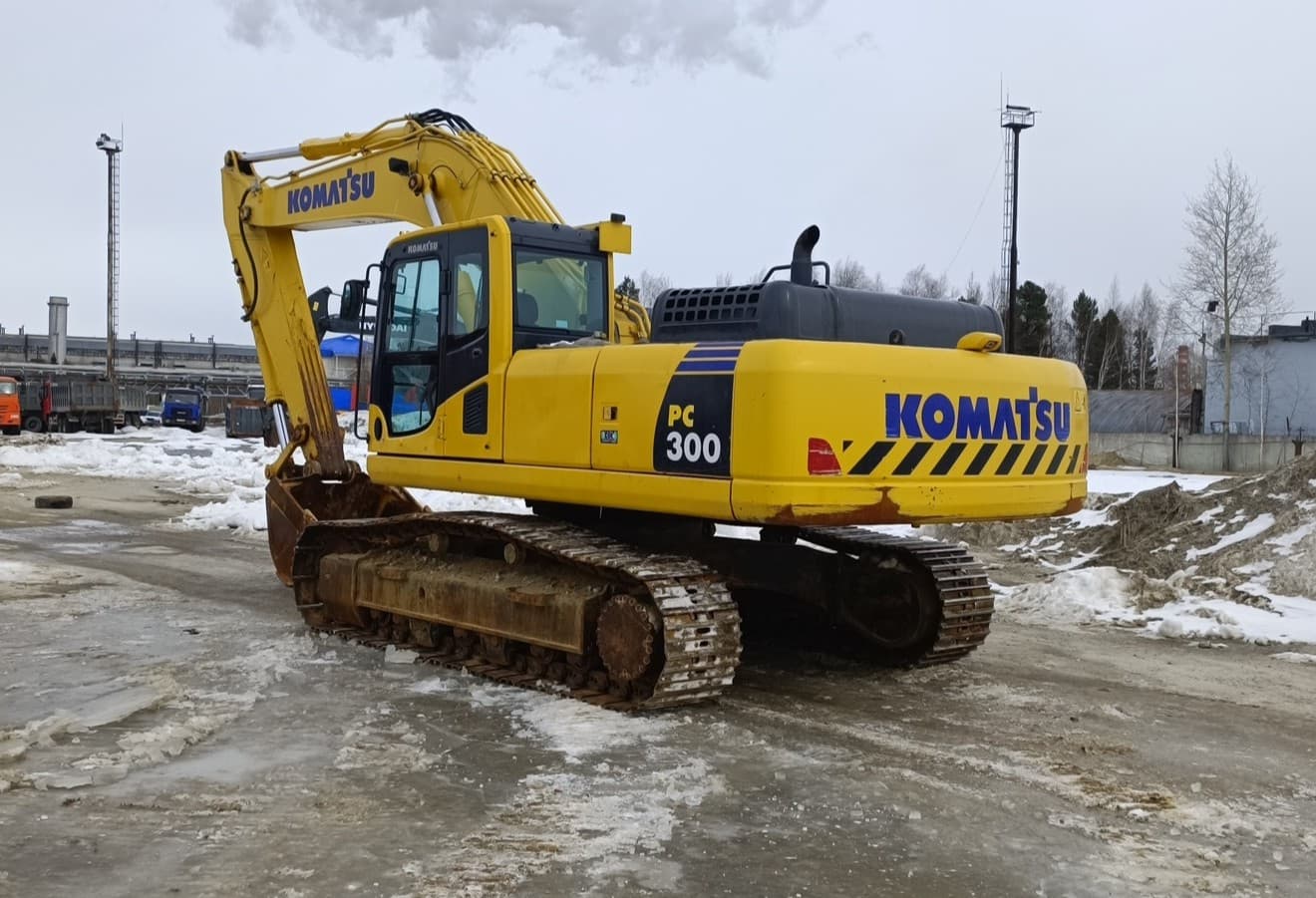 Komatsu PC300-8MO Экскаватор - 4