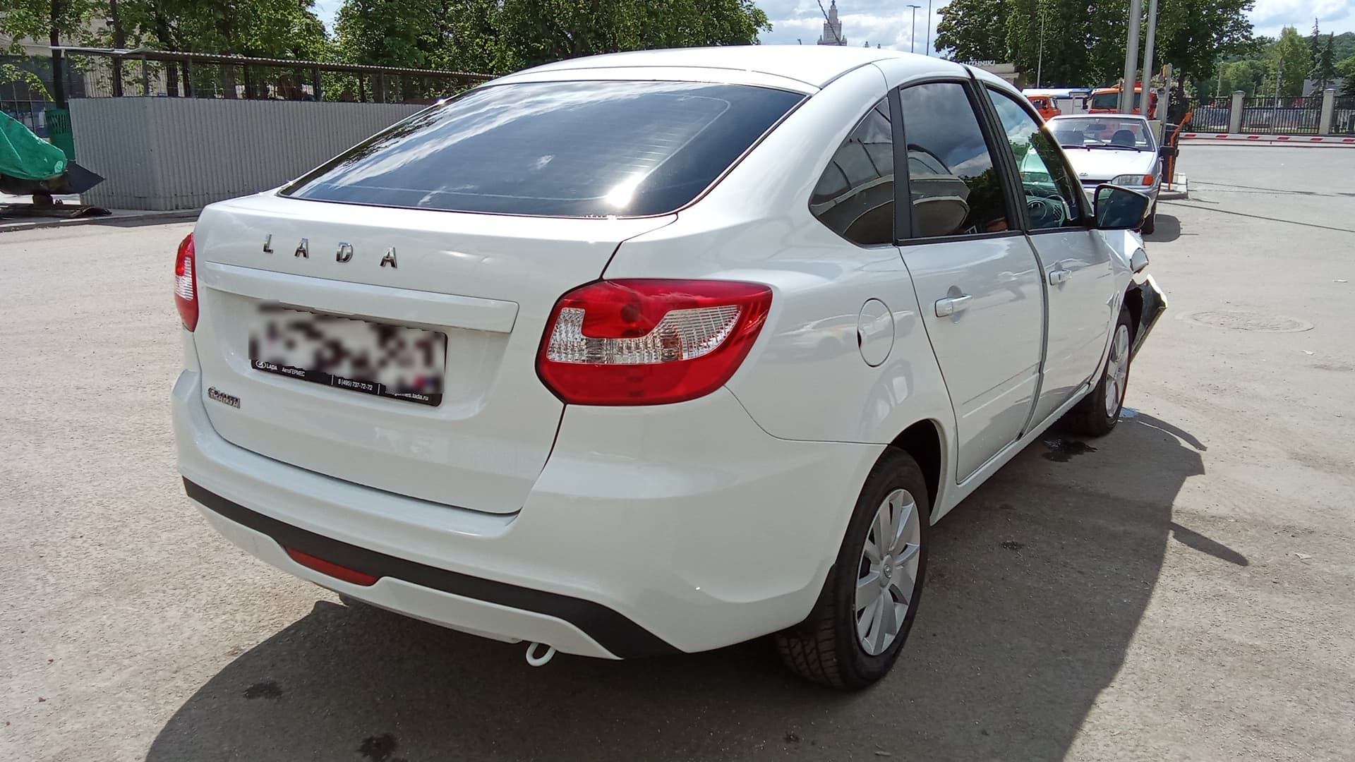 Lada Granta лифтбек - 3