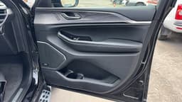 Jeep Grand Cherokee - 7
