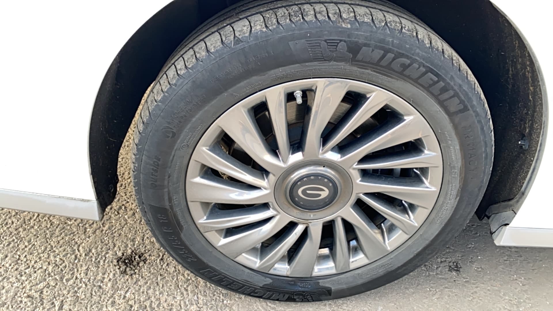 GAC M8 - 9