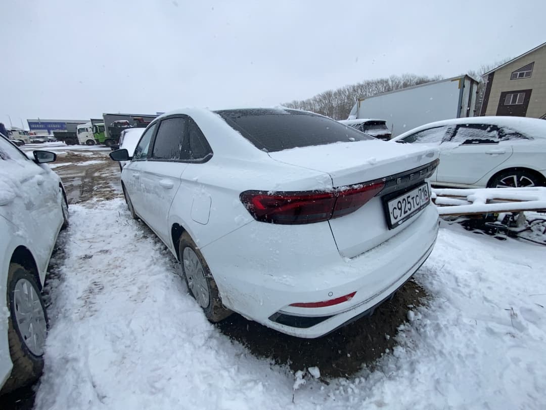 Geely EMGRAND - 4