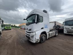 Shacman (Shaanxi) SX* 4x2 Седельный тягач - 1
