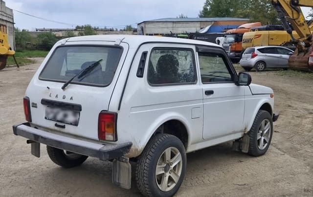 Lada Niva Legend 3 дв - 4
